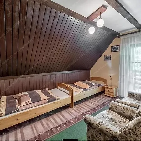 Koledowka Rest Alpesi faház Zawoja